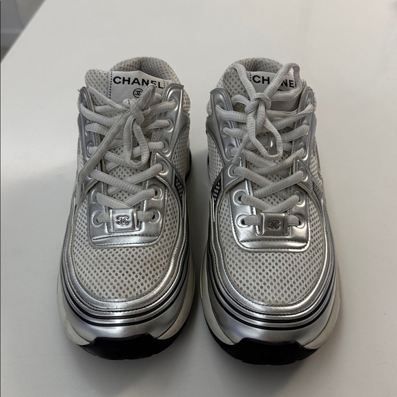 Chanel sneakers *RARE* - Picture 3 of 8